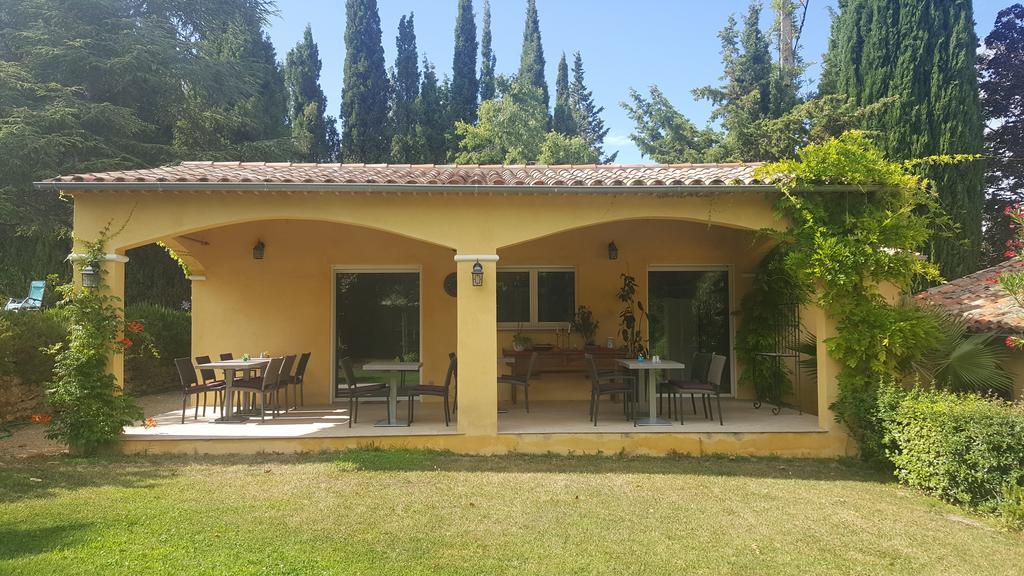 Le Clos Des Canebiers Bed and Breakfast Grasse Eksteriør billede